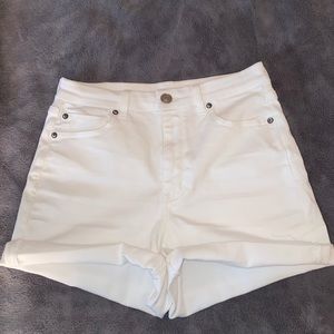 American Eagle Curvy Hi-Rise Shorts (White)